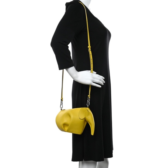 LOEWE Mini Elephant Leather Bag - Picture 3 of 12